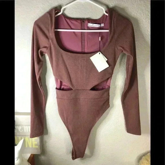 By Egreis rose ribbed bodysuit sz XS NWT - Picture 1 of 8